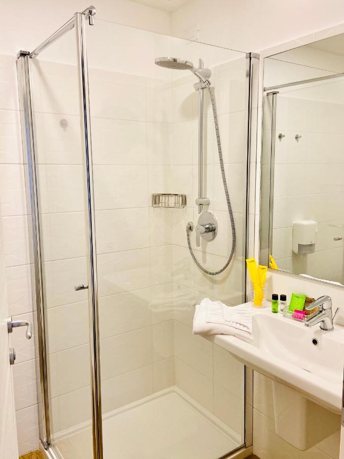Enjoy Guest house 3*